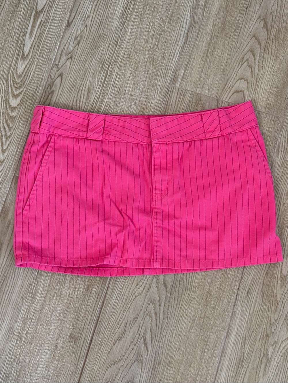 VINTAGE Y2K WOMEN/ JUNIORS DICKIES GIRL HOT PINK MINI SKIRT SKATER Size 9